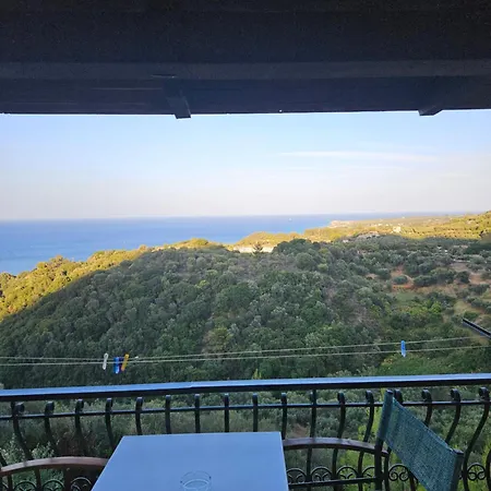 Fiore Hill Sea View *