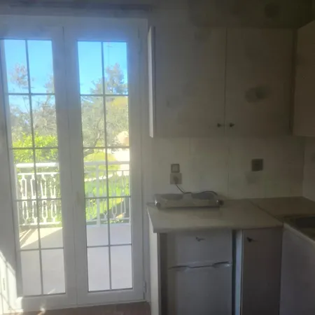 Fiore Hill Sea View 아파트
