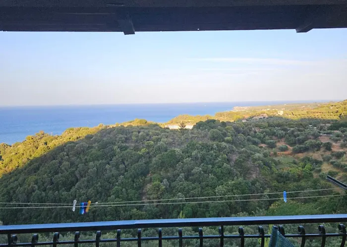 Fiore Hill Sea View *
