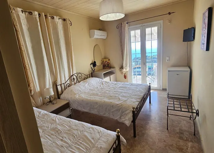Fiore Hill Sea View *
